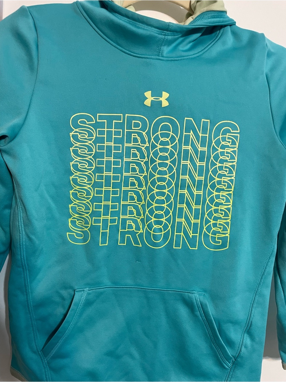 Kids boys Under Armour Teal and Cream Lightweight Pullover Hoodie large